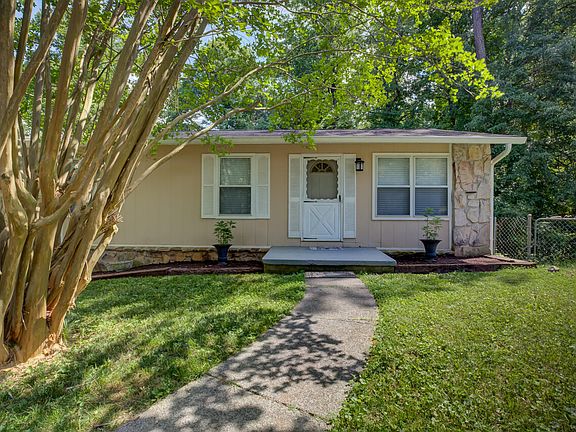 2nd image of 5622 NW Burbury Ln