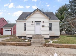 722 Ohio Ave, Auburn, IN 46706