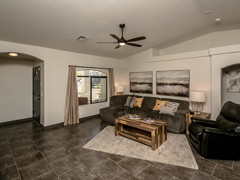 3570 Stanford Dr — Photo 7