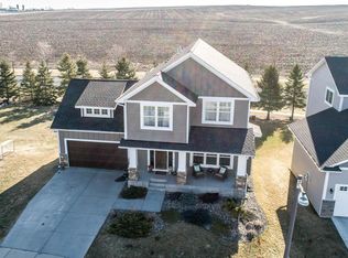 739 Indigo Ln, Northfield, MN 55057