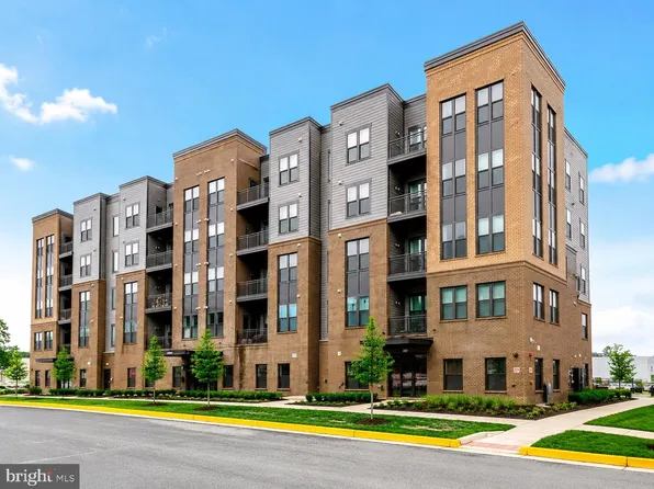 21950 Garganey Ter Unit 407, Ashburn, VA 20147