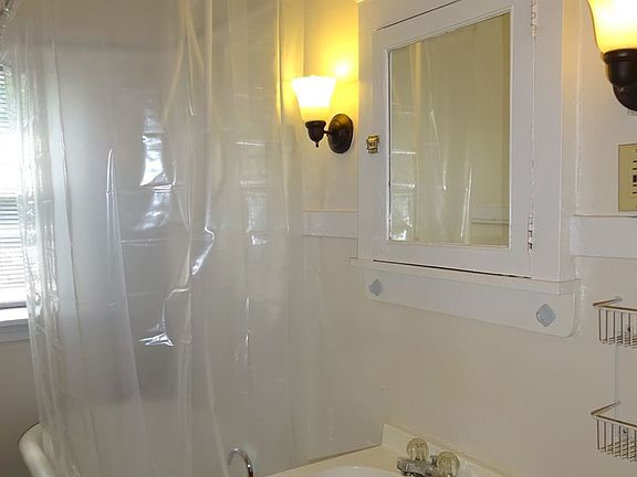 5th image of 1728 3rd Ave S APT 305