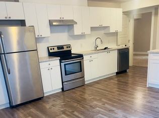 11201 243rd St, Maple Ridge, BC V2W1H5