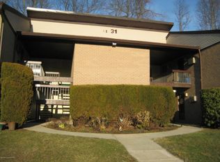 31 Meadow Green Cir UNIT E, Manalapan, NJ 07726
