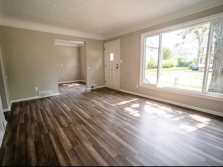 836 Nela View Rd — Photo 15