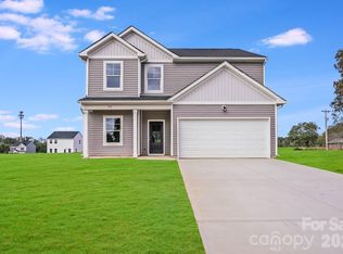 104 Peppervine Ln, Statesville, NC 28625