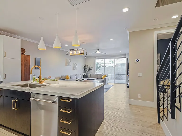 3107 N 70th St #1002 — Photo 12