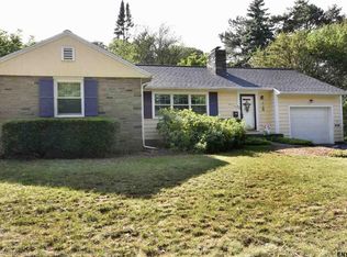 13 Southern Dr, Latham, NY 12110