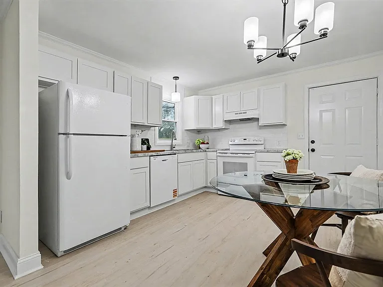 2317 Flint Hill Church Rd — Photo 2