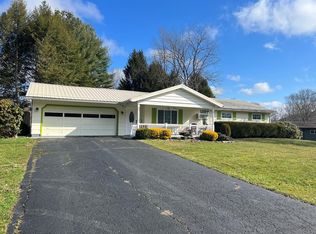 329 Maple Lane Dr, Cooperstown, PA