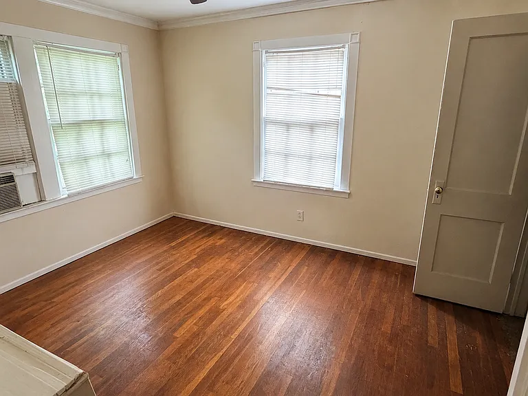 1322 E Ann Arbor Ave — Photo 4