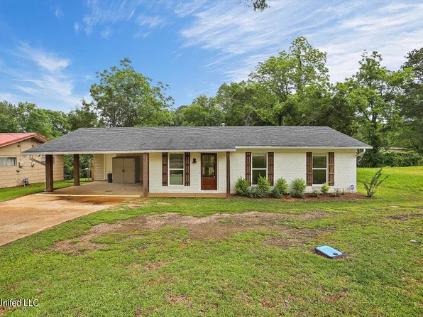 601 Pittman Dr, Mendenhall, MS 39114