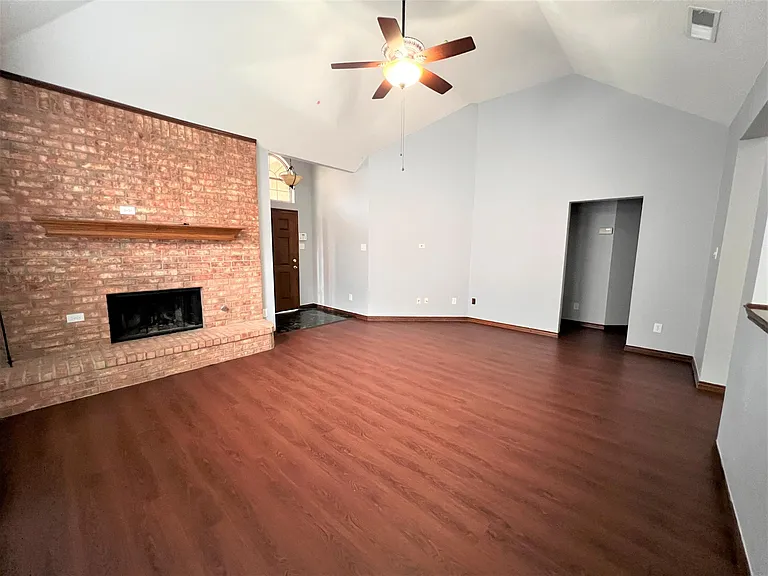 738 Ridgemont Dr — Photo 21