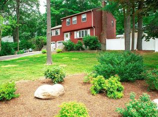 353 Pond St, Franklin, MA 02038