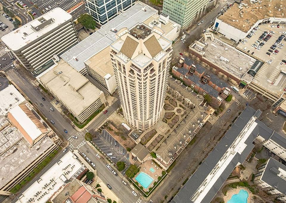 1st image of 3475 Oak Valley Rd NE APT 930