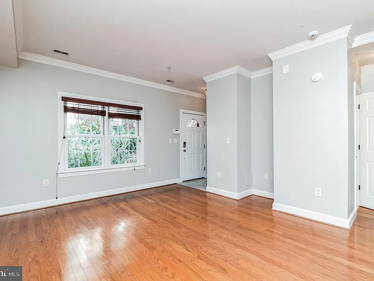 2270 S Garfield St #4 — Photo 9