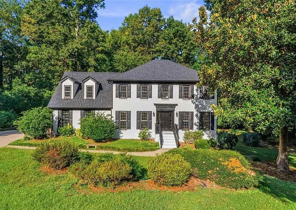 3331 Channing Ct