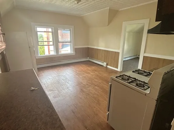5 Oak Street - Meriden, 5 Oak St APT 3, Meriden, CT 06450