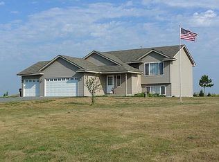 1135 167th St, Hammond, WI 54015