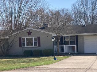 65 Elmwood Dr, Springboro, OH 45066