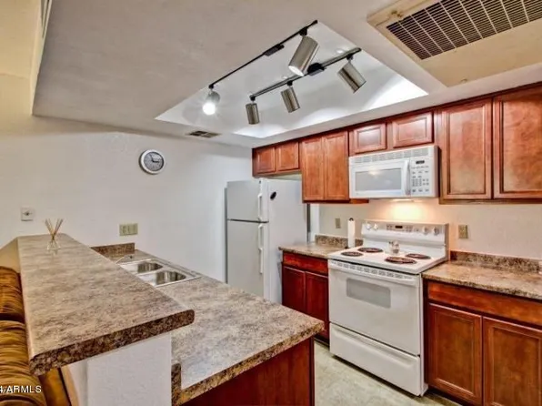 234 N 75th St APT 203, Mesa, AZ 85207