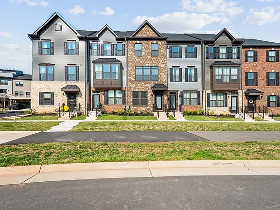 2nd image of 14054 Sunrise Valley Dr