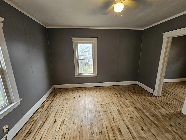 2059 W 105th St #4 — Photo 12