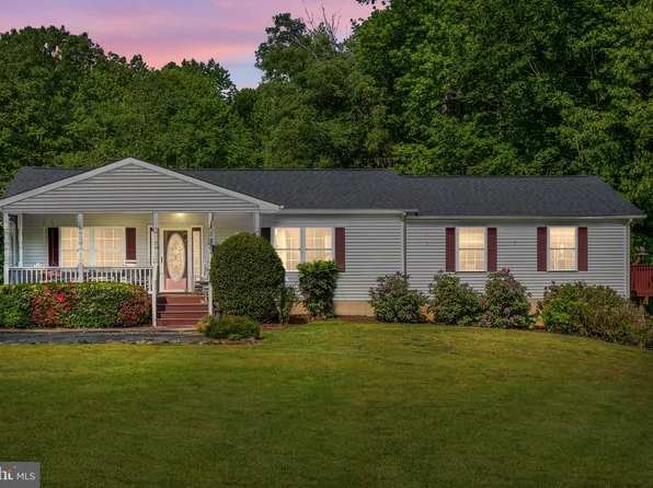 14365 Hillcrest Dr, King George, VA 22485