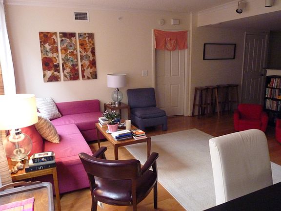 3rd image of 1201 N Garfield St #3030