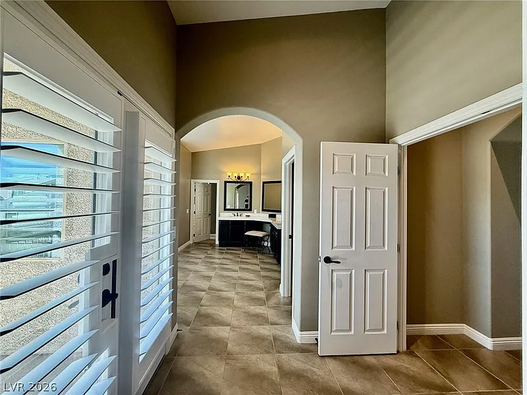 8045 Slip Point Ave — Photo 25