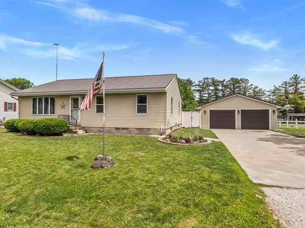 102 S 15th Ave, Washington, IA 52353