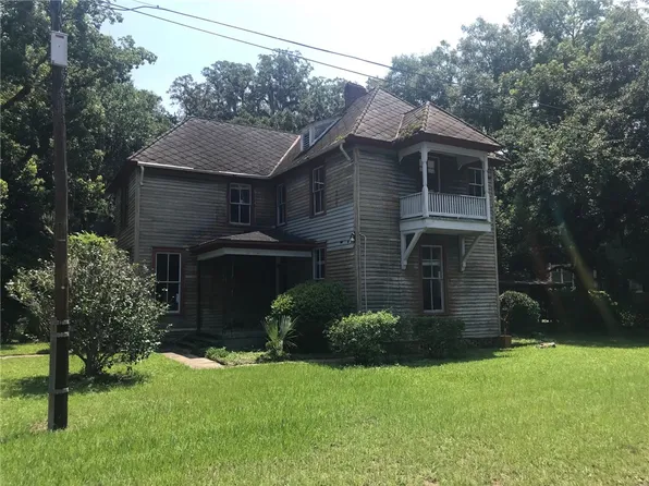 1002 Dartmouth St, Brunswick, GA 31520