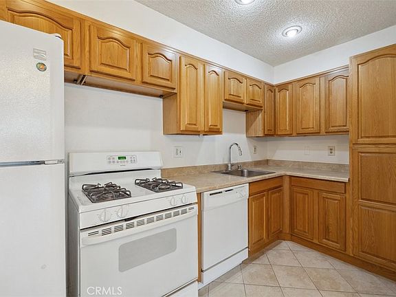 3rd image of 614 Sunfish Way