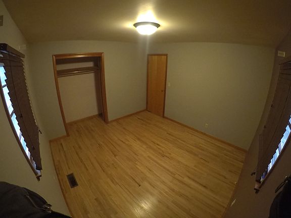 Bedroom 1 (Master) Picture 2