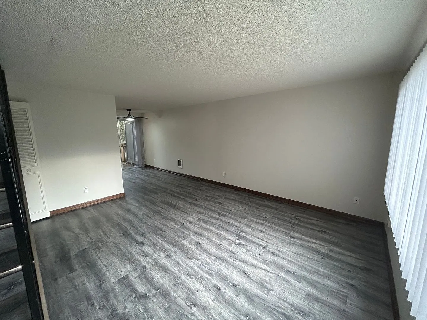 #374 Creekside Apartments — Photo 4