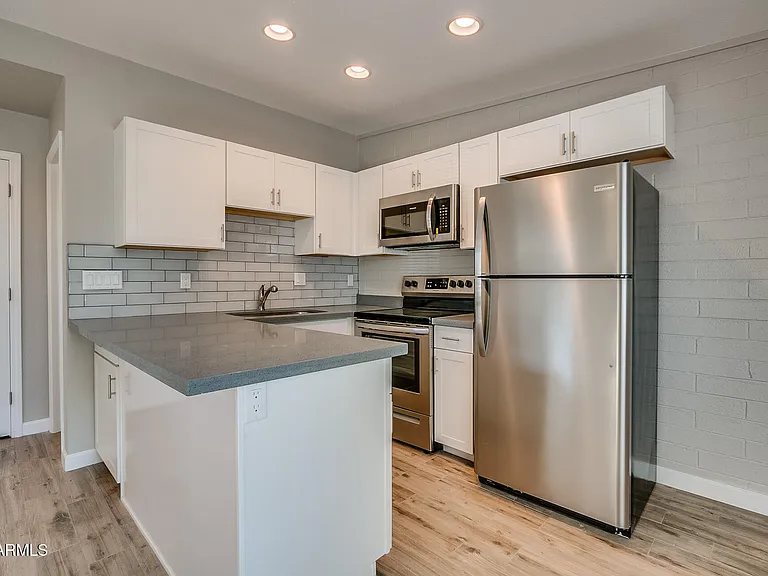 1008 S Mariana St #3 — Photo 5