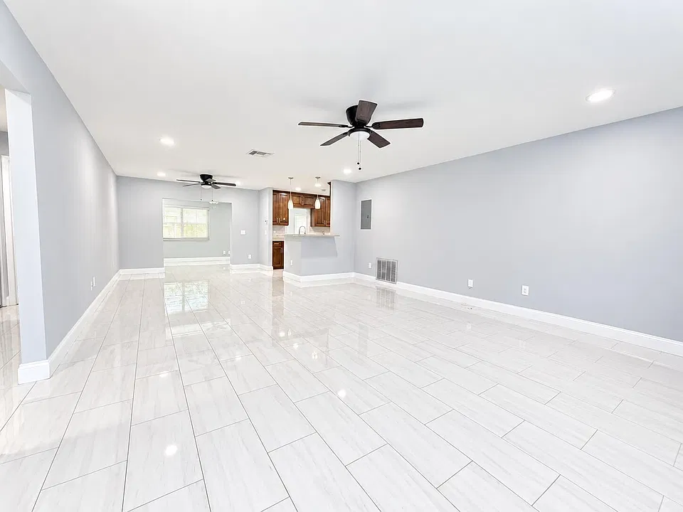 22199 SW 59th Ave