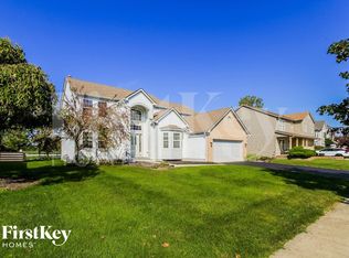 3687 Lake Lanier Dr, Grove City, OH 43123