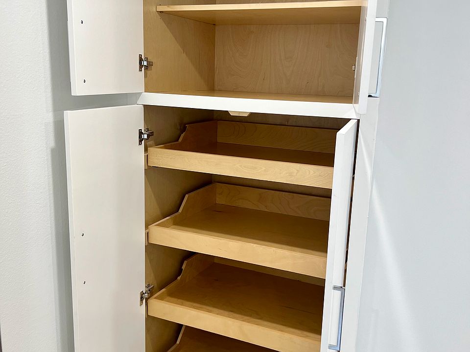 Large Custom Pantry with Pull-Out Storage