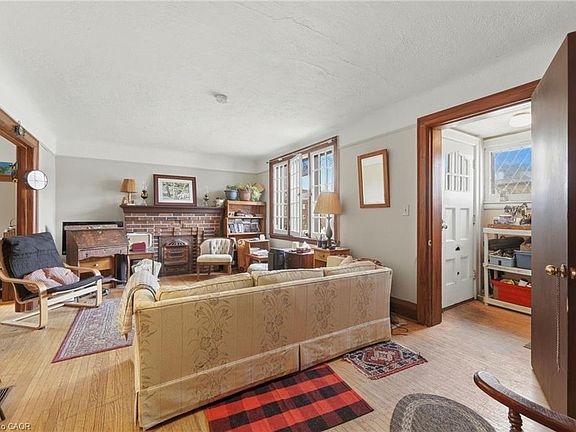 4th image of 509 Aberdeen Ave