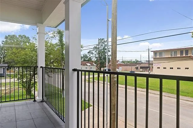 304 S Oak St #C — Photo 11