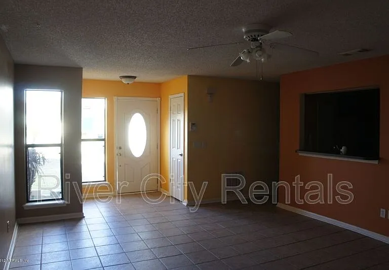 849 Candleknoll Ln — Photo 10