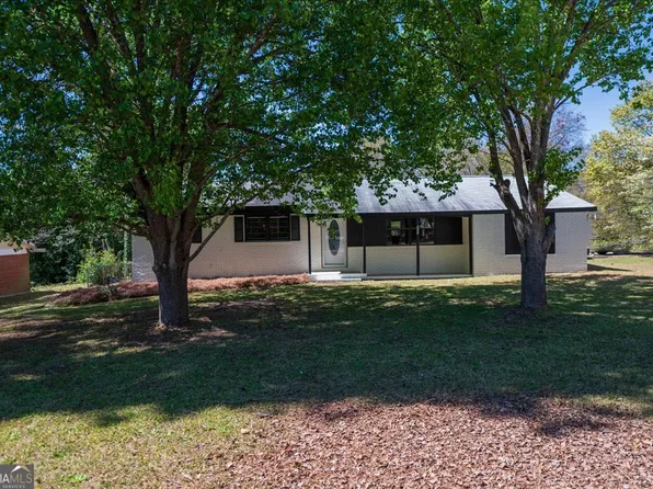 500 Pinecrest Dr, Warner Robins, GA 31093