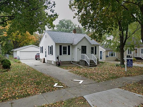 3rd image of 1132 Marshall Ave