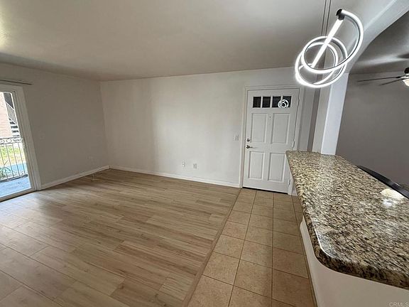 3rd image of 550 Graves Ave Unit 20