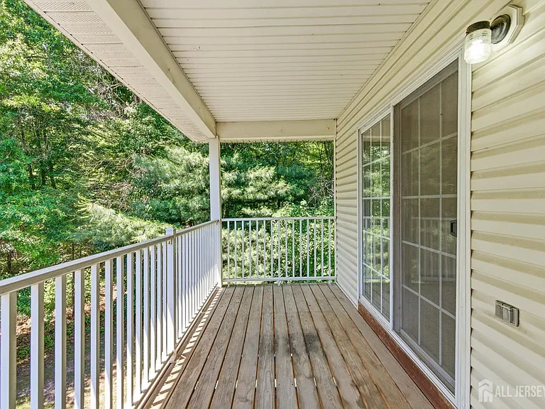 141 Forest Dr #141 — Photo 21