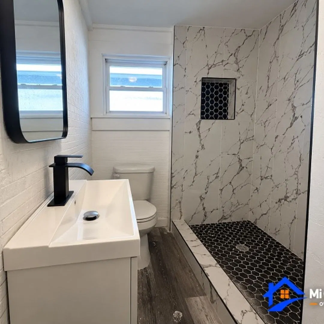 1212 Pine St | 2 Bedrooms in Baytown | Allegiant — Photo 3