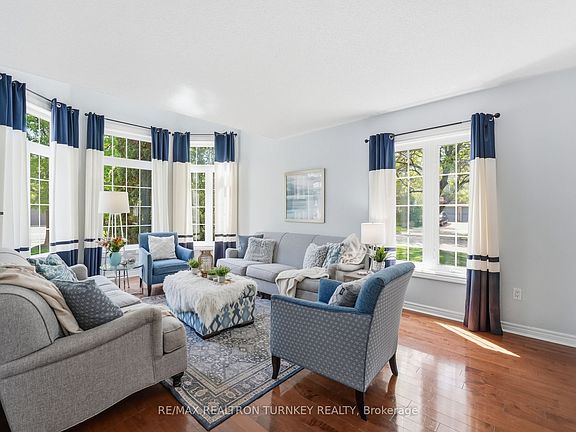 4th image of 818 Exceller Cir
