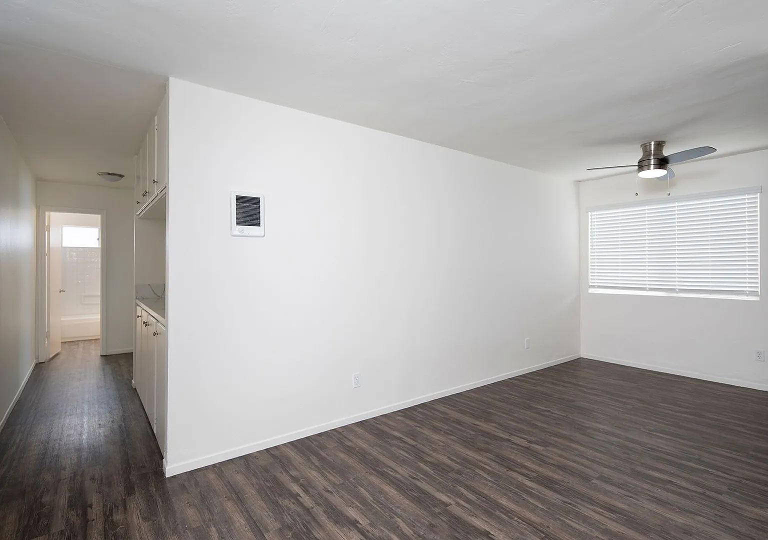 Pier View Apartments — Photo 4