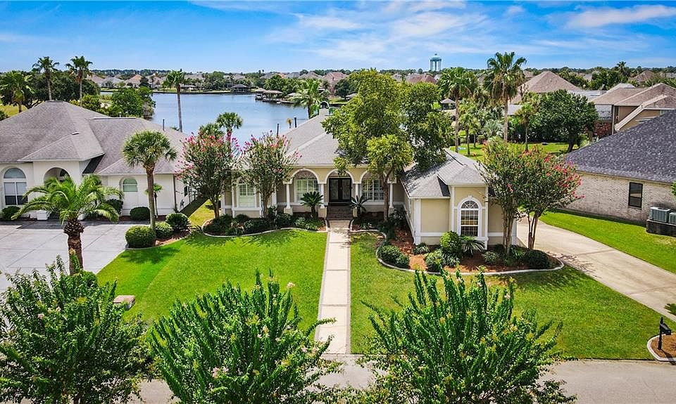 1st image of 1007 Mariners Cove Blvd